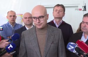 VUČEVIĆ I GLIŠIĆ OBIŠLI REKONSTRUISANI DOM ZDRAVLJA U ŽELEZNIKU