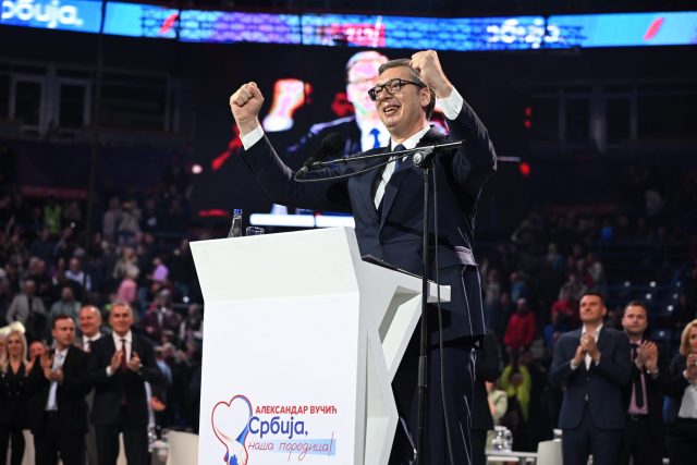 e2ab4044-5c23-43f2-beb6-f85ee42c573f